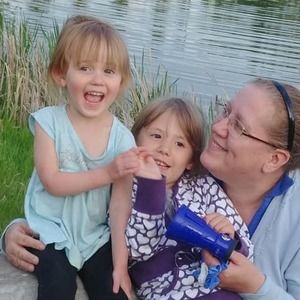 Meet your Posher, Evelyn